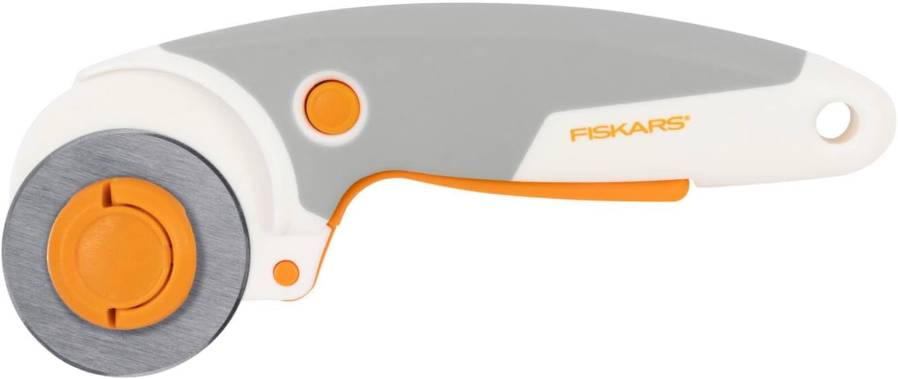 Fiskars Cutter Rotatif 45 mm Fiskars cutter rotatif 45 mm en titane pour couture